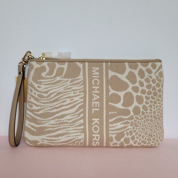 MICHAEL KORS Jet Set Charm Signature Logo Wristlet/Pouch- Camel Multi⭐ - Picture 6 of 16